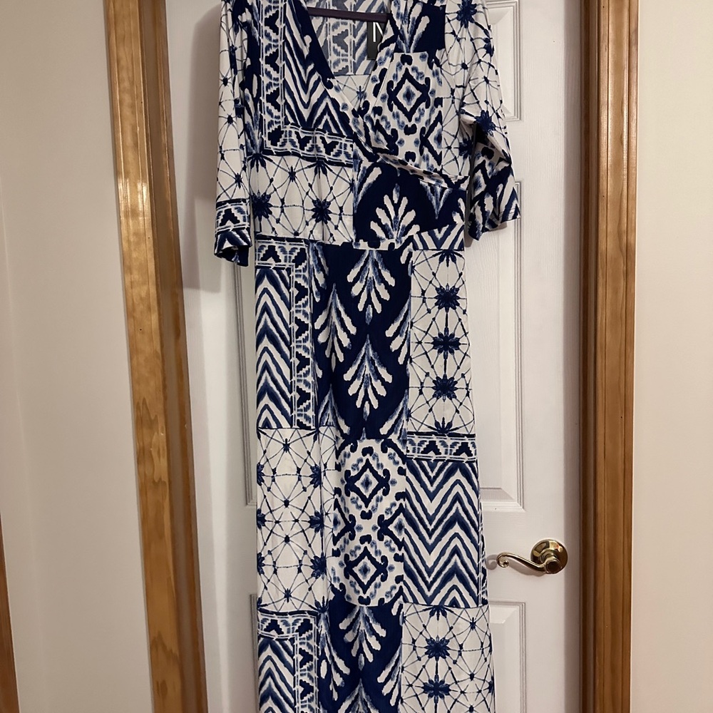Mlle Gabrielle Blue and White Geometric Long Sleeve Dress